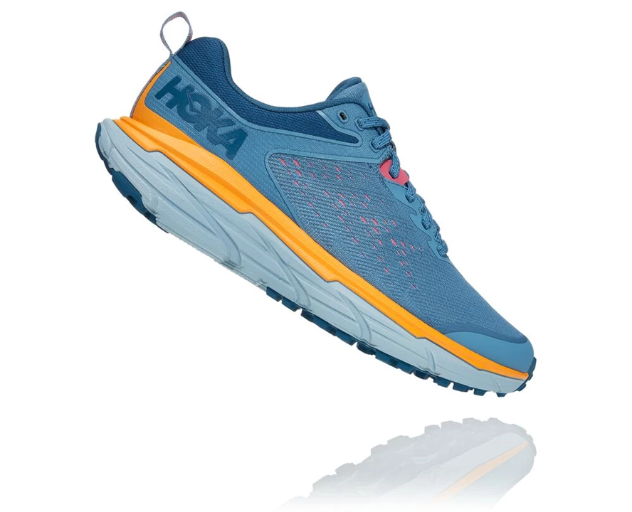 Blue Women's Hoka Challenger Atr 6 Running Shoes | 8492375-CG